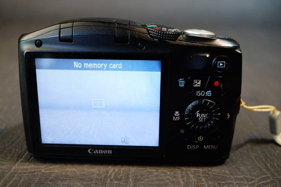 Canon PowerShot SX150 IS Digital Camera 14.1 Megapixel 12x Optical Zoom **Good Condition**