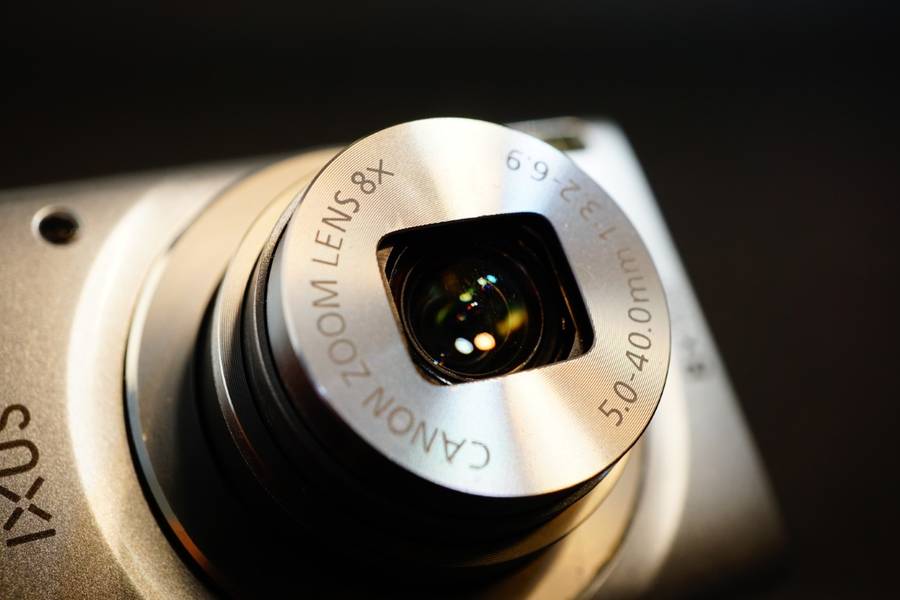 Canon Ixus 145 / ELPH 135 16.0MP Digital Compact Camera **Great Condition**