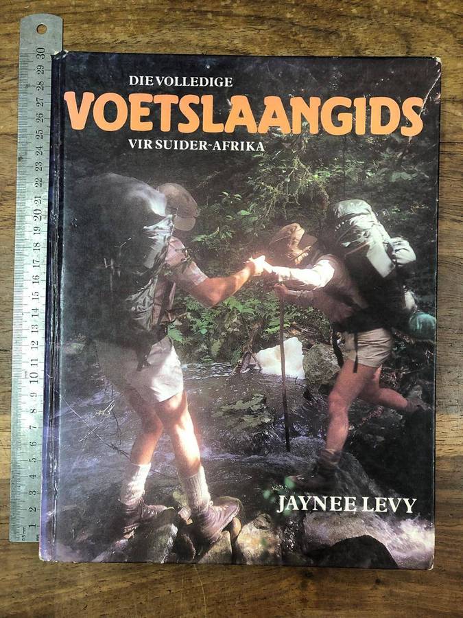 Die Volledige Voetslaangids vir Suider-Afrika - Jaynee Levy (Hardcover with dj)