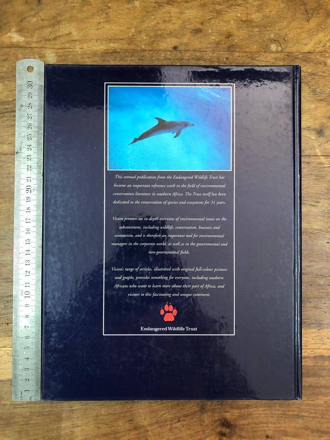 Vision 12th Edi - Wildlife, Ecotourism and the Environment in Southern Africa (Hardcover with no dj)