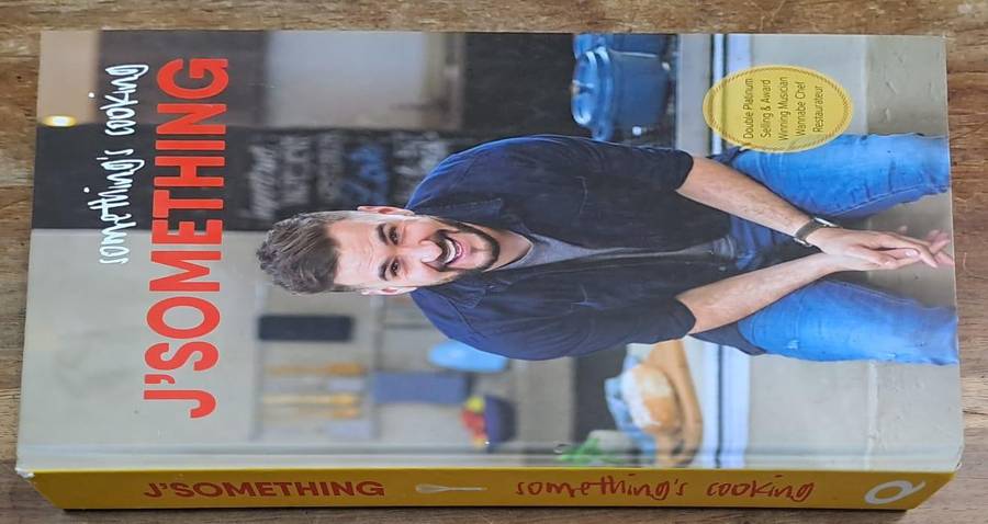 Something's cooking J'Something (Hard cover)