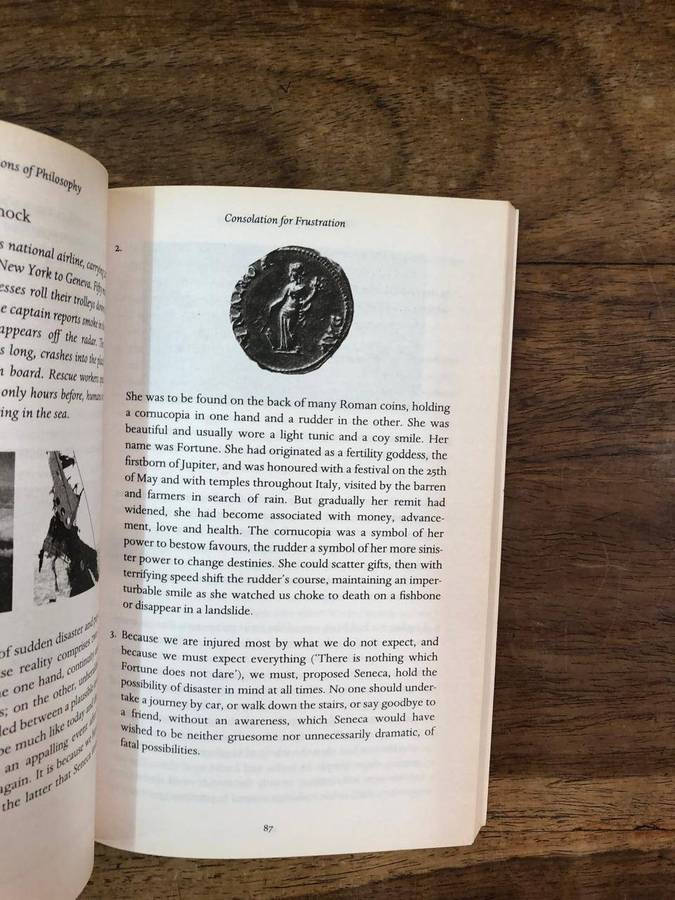 The Consolations of Philosophy - Alain De Botton (Paperback)