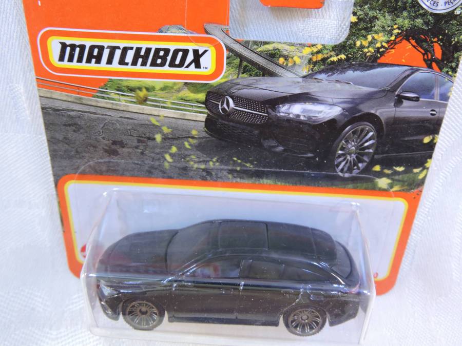 Matchbox MERCEDES BENZ CLA station wagon Shooting Brake  ( Black )   like Hot Wheels