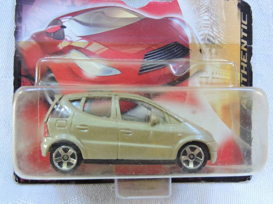 Majorette MERCEDES BENZ A series  ( Gold )  Like Hot Wheels