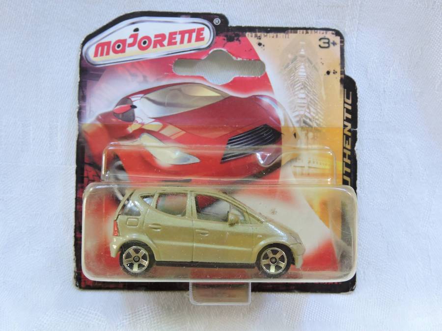 Majorette MERCEDES BENZ A series  ( Gold )  Like Hot Wheels