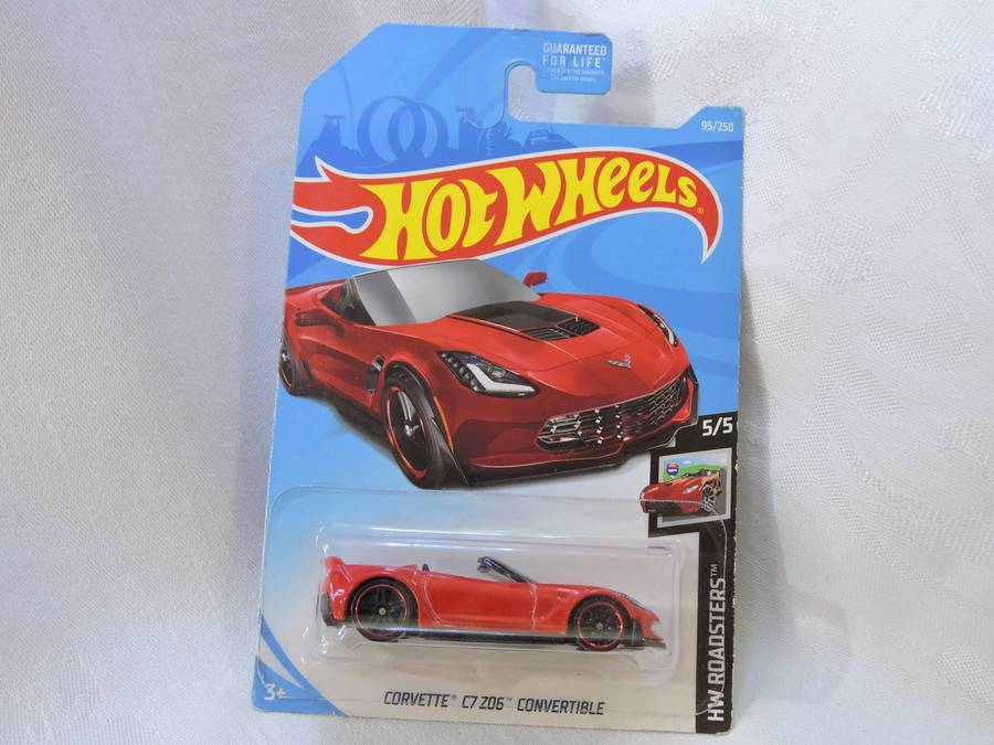 Hot Wheels CHEVY CHEVROLET Corvette C7 Convertible  ( Red ) Long Card   # BLOWOUT SALE #