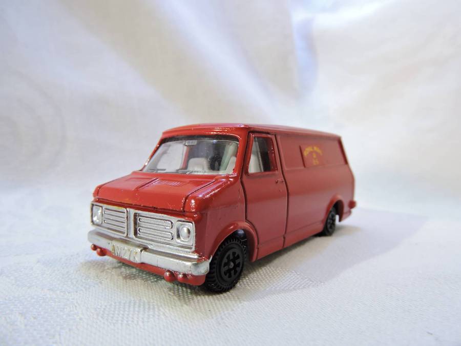 DINKY TOYS Bedford Royal Mail Van in Box ( Red ) 410