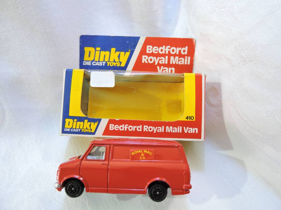 DINKY TOYS Bedford Royal Mail Van in Box ( Red ) 410