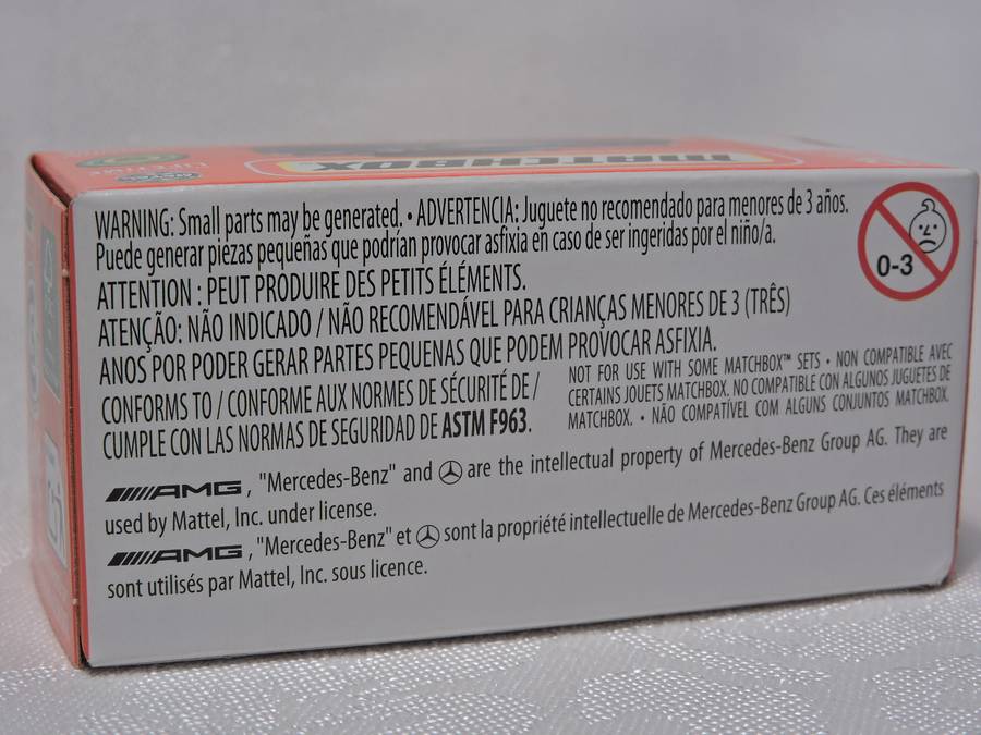 Matchbox MERCEDES BENZ AMG SL 63 Mint in sealed box 72/100 ( Black )  Like Hot wheels