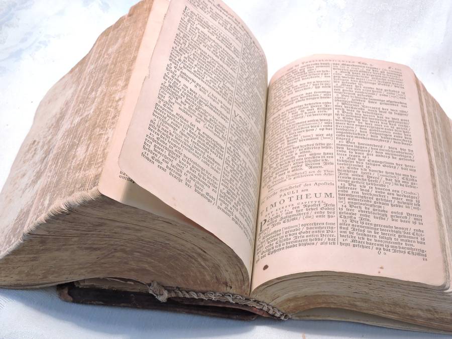 Dutch Bible Bijel Dated 1852 previously belonging to Jordaan Family