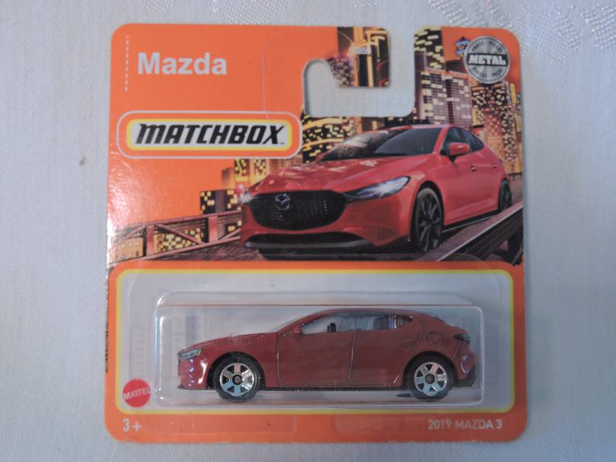 Matchbox MAZDA 3 ( Red )  Like Hot Wheels