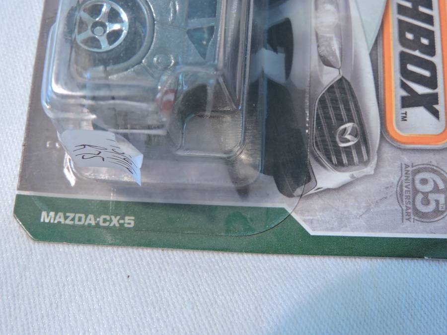 Matchbox MAZDA CX-5 ( Silver )  Like Hot Wheels