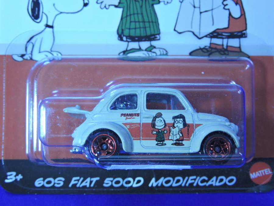 Hot Wheels FIAT 500D Moificado Peanuts  5/5 ( Cream )  Silver Series