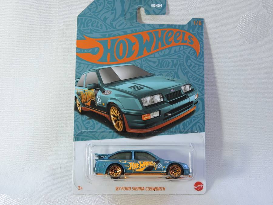 Hot Wheels FORD SIERRA COSWORTH  ( HW Green #56 ) Long Card 1/6