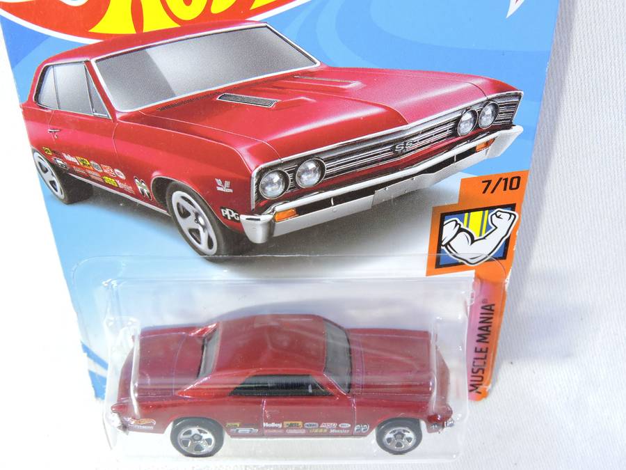Hot Wheels CHEVY CHEVROLET Chevelle SS 396 ( Red )  Long Card