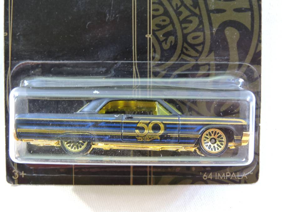 Hot Wheels CHEVY CHEVROLET 64 Impala ( Blue #50 )  Long Card