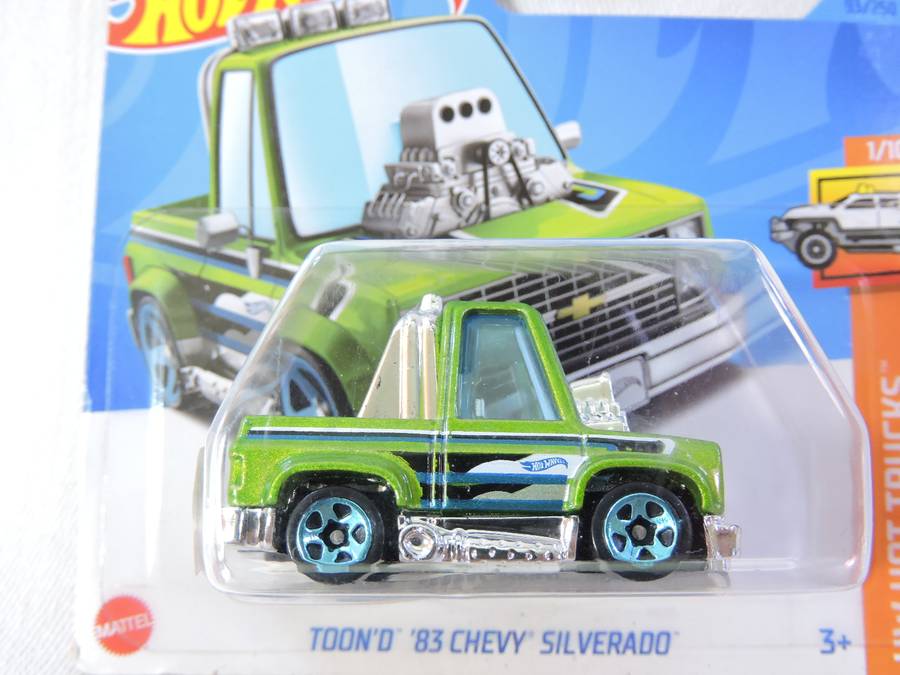 Hot Wheels CHEVY CHEVROLET Silverado Tooned ( Green )