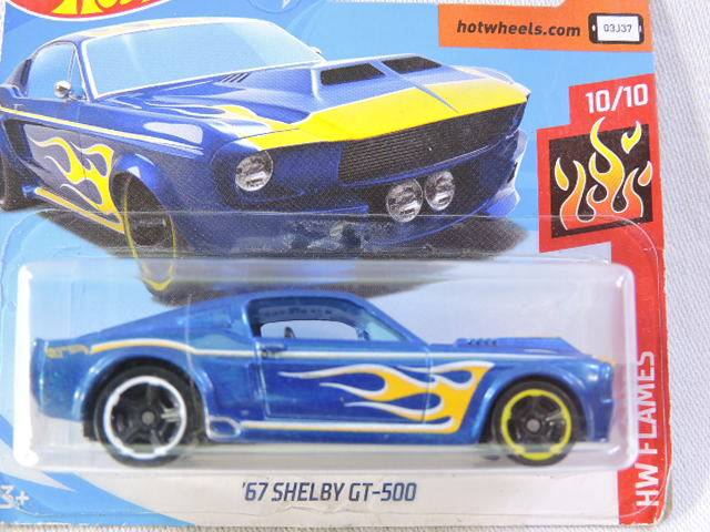 Hot Wheels FORD Mustang Shelby GT-500 ( Blue with yellow flames )