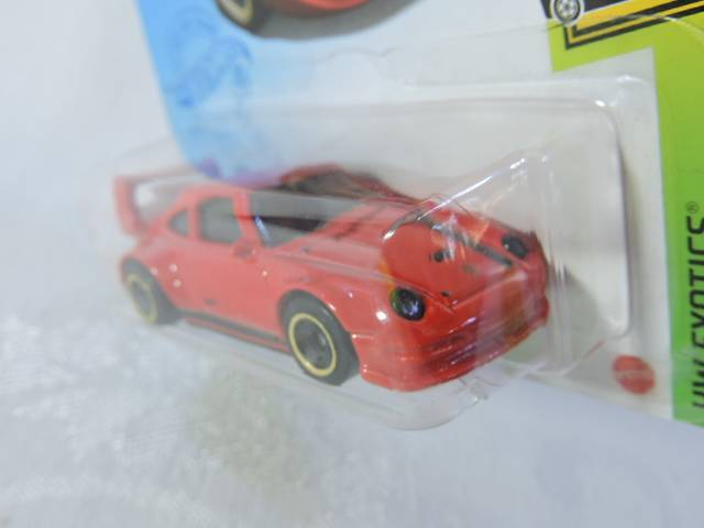 Hot Wheels PORSCHE 993 GT2 ( Red ) Long Card