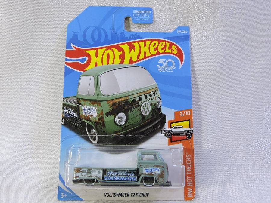 Hot Wheels VW VOLKSWAGEN T2 Pickup Kombi Bakkie  ( HW Hardware ) Long Card