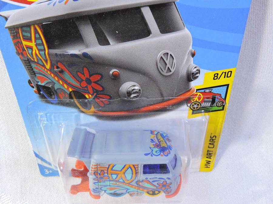 Hot Wheels VW VOLKSWAGEN Kool Kombi ( Grey Peace )  Long Card