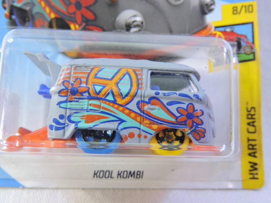 Hot Wheels VW VOLKSWAGEN Kool Kombi ( Grey Peace )  Long Card
