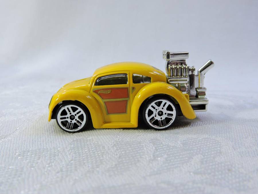 Hot Wheels like Volkswagen VW BEETLE ( Monster engine )
