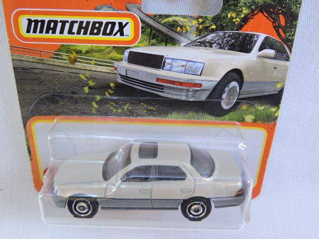 Matchbox LEXUS LS 400 ( Cream & Silver two tone )  like Hot Wheels