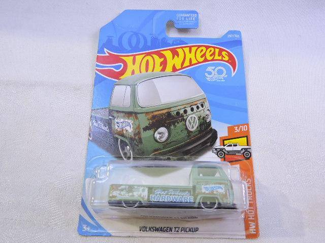 Hot wheels VOLKSWAGEN VW T2 Pickup Bakkie ( Green HARDWARE ) Long Card