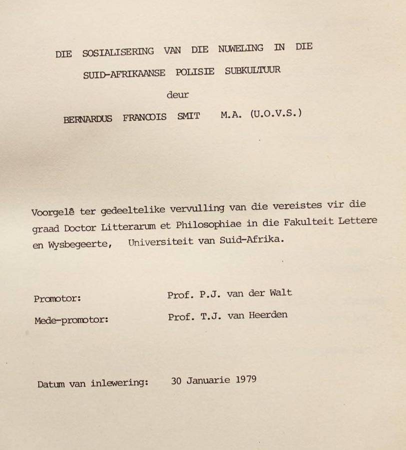 DIE SOSIALISERING VAN DIE NUWELING IN DIE SUID-AFRIKAANSE POLISIE SUBKULTUUR - B.F. SMIT