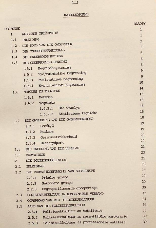 DIE SOSIALISERING VAN DIE NUWELING IN DIE SUID-AFRIKAANSE POLISIE SUBKULTUUR - B.F. SMIT