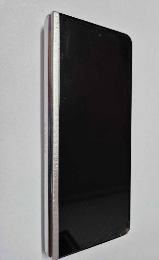Samsung Galaxy Z Fold 3