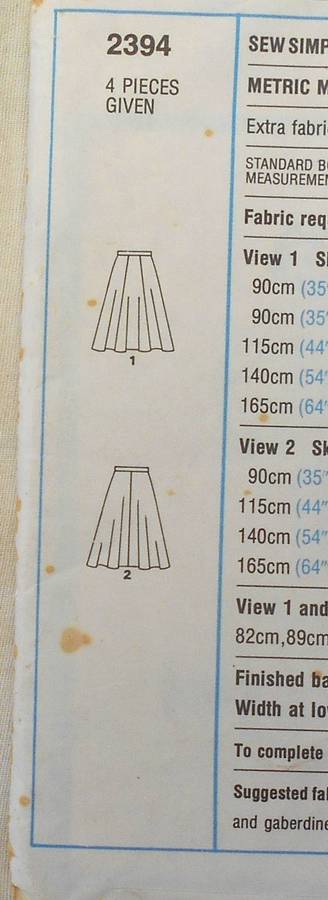 STYLE 2394 FLARED SKIRTS SIZE 14 WAIST 71 CM COMPLETE