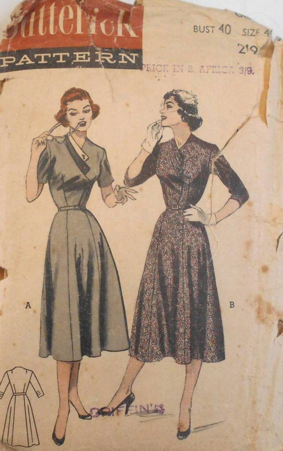 VINTAGE BUTTERICK 6863 ONE PIECE DRESS WITH BUTTON TAB DETAIL SIZE 40 BUST 40" COMPLETE