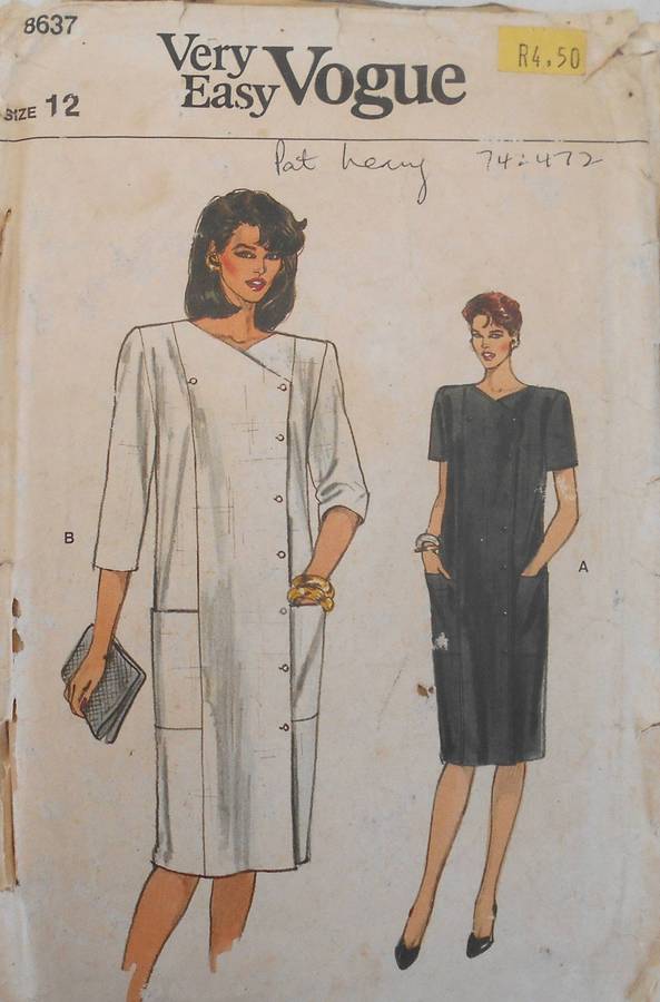 VOGUE 8637 LOOSE FITTING SRAIGHT DOUBLE BREASTED DRESS SIZE 12 COMPLETE