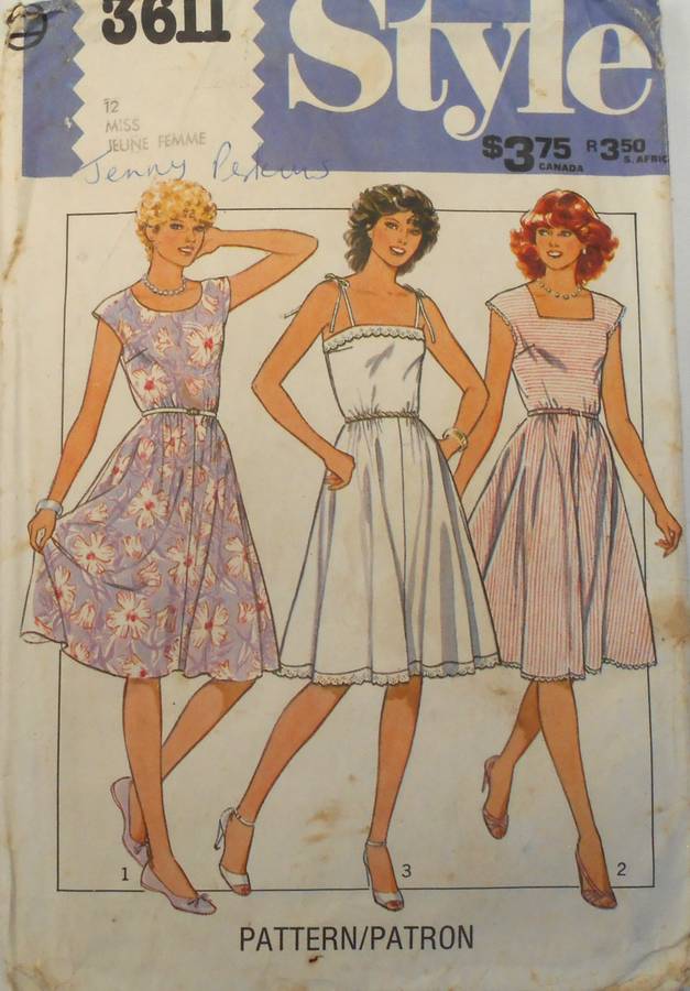 STYLE 3611 DRESS WITH SKIRT GATHERED ONTO BODICE SIZE 12 COMPLETE-NO SEWING INSTRUCTIONS