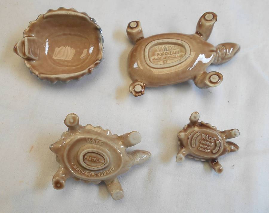 BOXED SETS OF WADE TORTOISES - LIDDED TORTOISE-MUM TORTOISE & BABY plus WHIMSIE TORTOISE