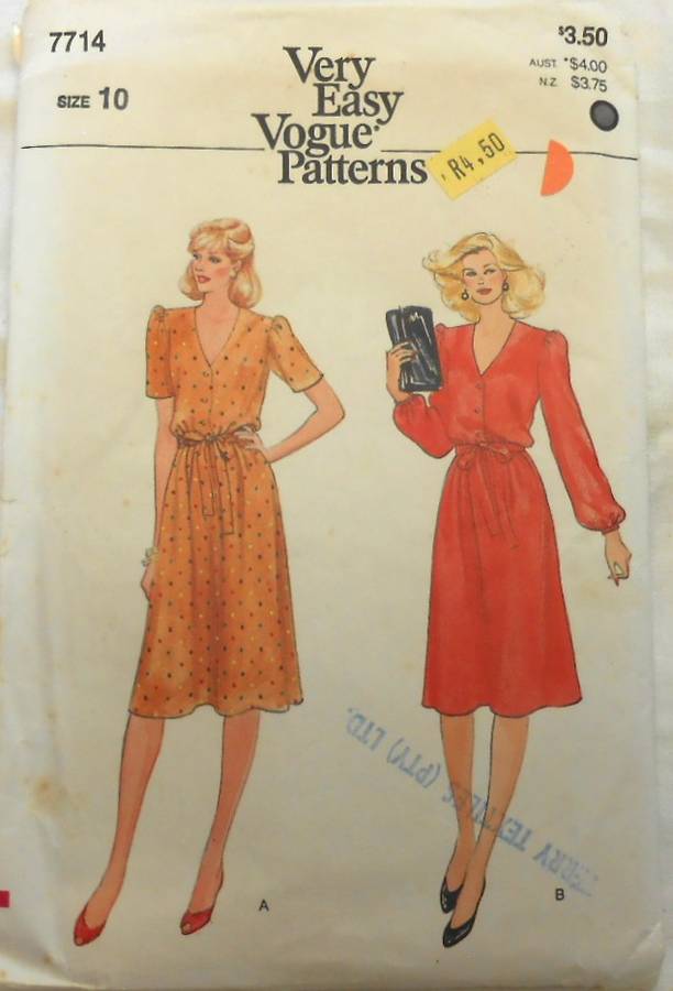 VOGUE 7714 PULLOVER V NECK DRESS+BELT SIZE 10-COMPLETE