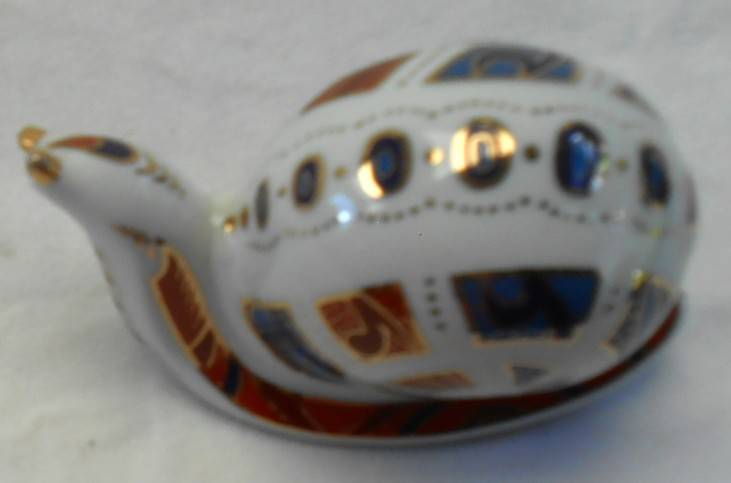 Stunning Ceramic Snail with gilt