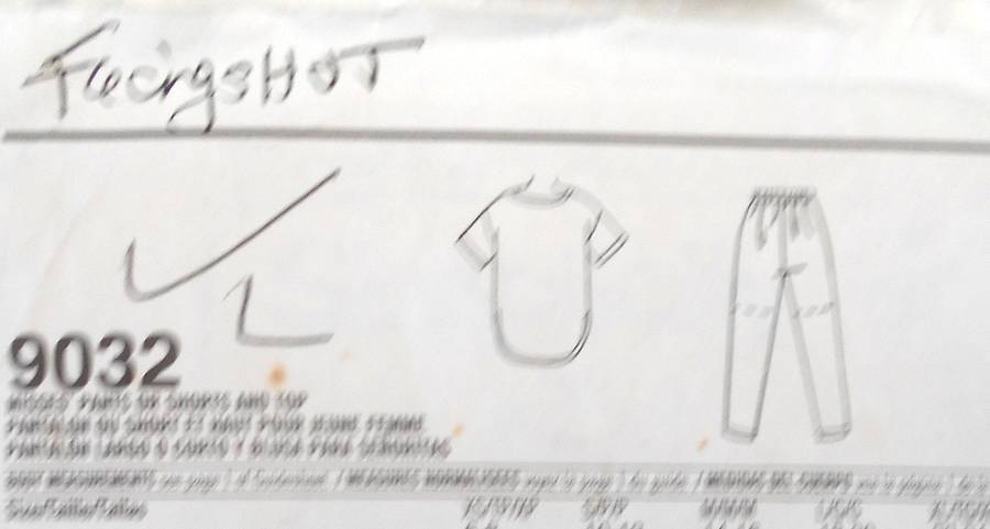 SIMPLICITY 9032 PANTS-SHORTS-TOP SIZE XS-S-M-L-XL (6-22) COMPLETE-CUT TO L (18-20)