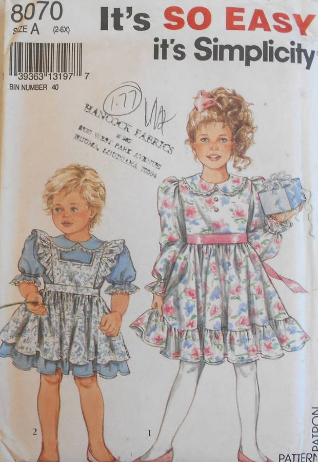 SIMPLICITY 8070 GIRLS DRESS & PINAFORE SIZE 2-6X YEARS COMPLETE-UNCUT-ONLY COLLAR CUT
