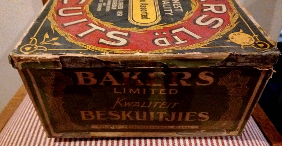 Bakers Biscuit Tin (circa 1910)
