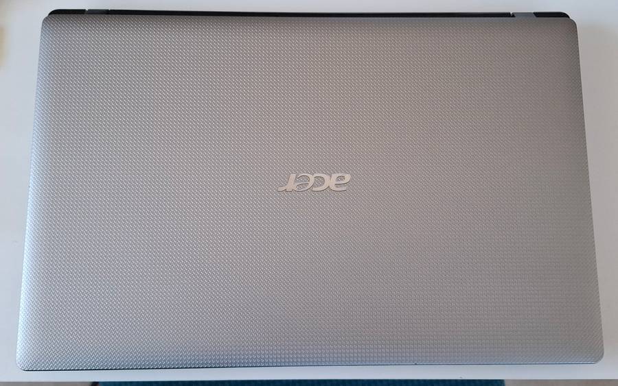 Acer 5741 Laptop i3 2.13GHZ CPU M330 4GB Ram 500Gb Hard Drive