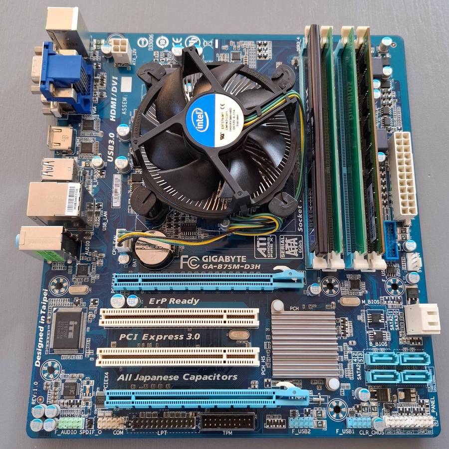 Gigabyte GA-B75M-D3H Motherboard Bundle Plus Intel i3 2120 3.3GHZ processor 10 GB Ram Memory