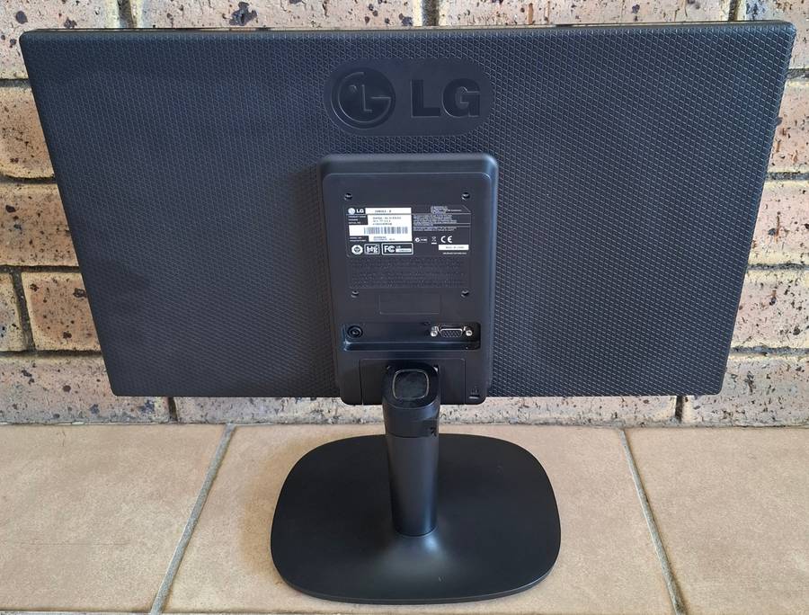 LG Monitor 19.5 Inch Including Vga Cable Plus Power Adapter