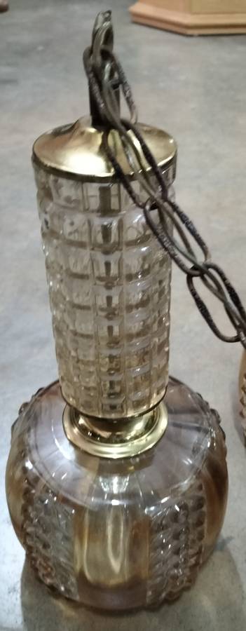 Exquisite vintage lamp shade - tiered mount