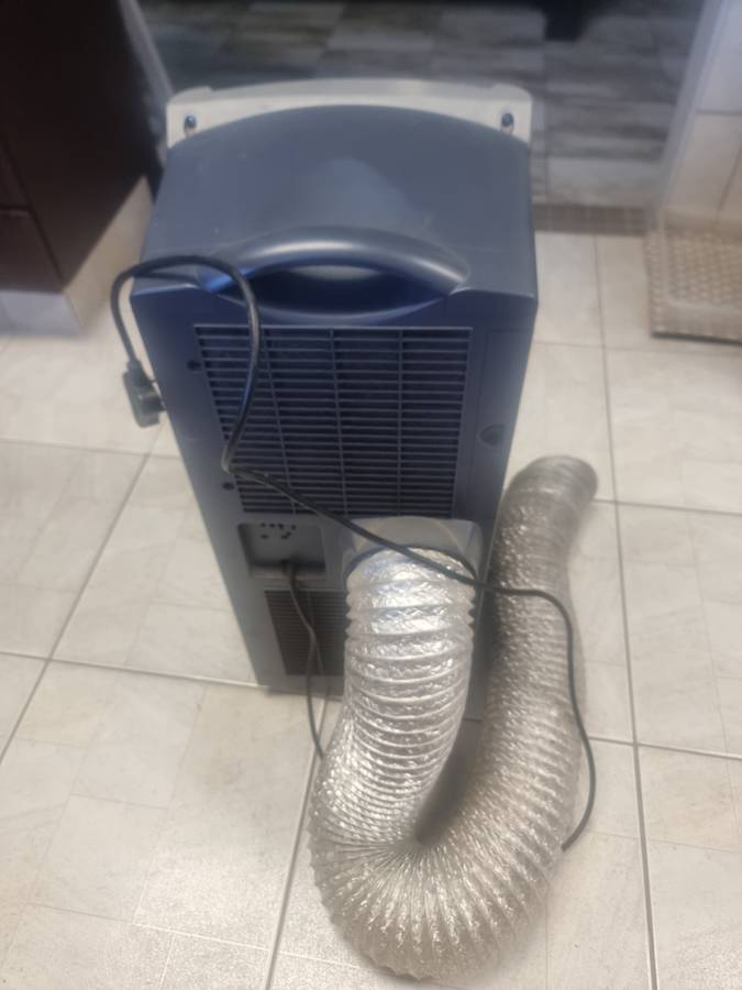 100% WORKING!! DEFY 9000btu Portable Aircon!! Heat function for Winter also!!!