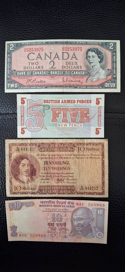 Set of 11  RSA and other WORLD Banknotes Circulated with QE 2nd  Canada $2