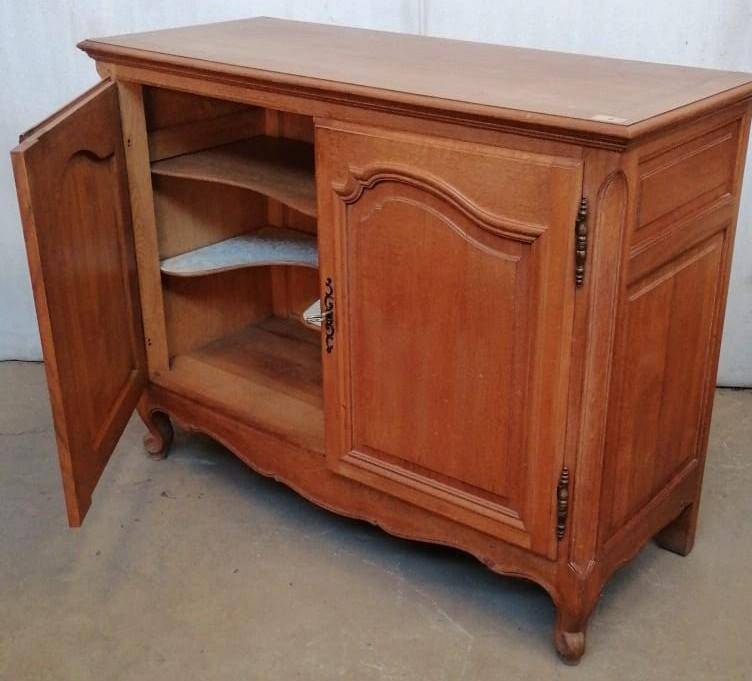 Solid Oak 2 Door Louis XV style buffet