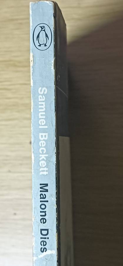 Malone Dies - Samuel Beckett - Softcover - 144 pages